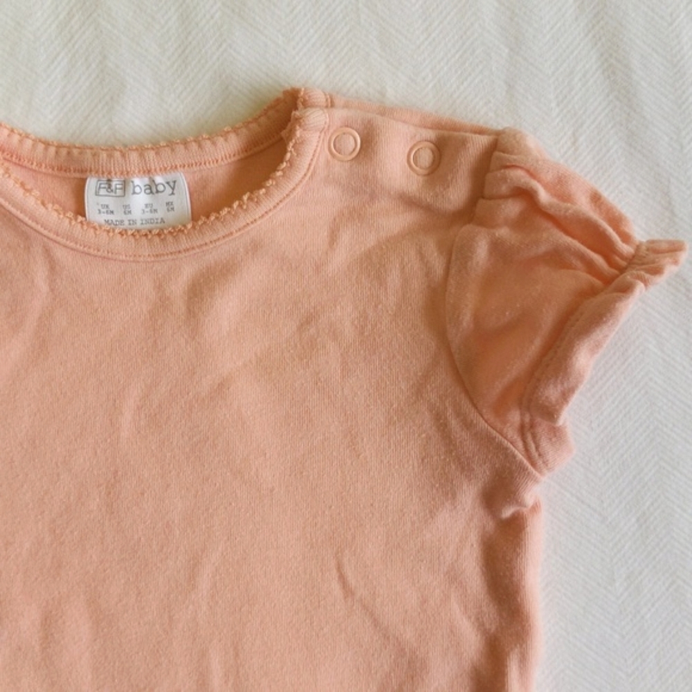 F&F baby basic peach short sleeve bodysuit diaper shirt 3-6 months baby girl